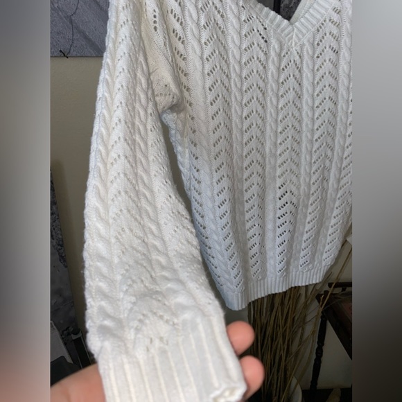 NWT Francesca’s Twisted Ivory Knit Sweater - Small - Picture 3 of 11